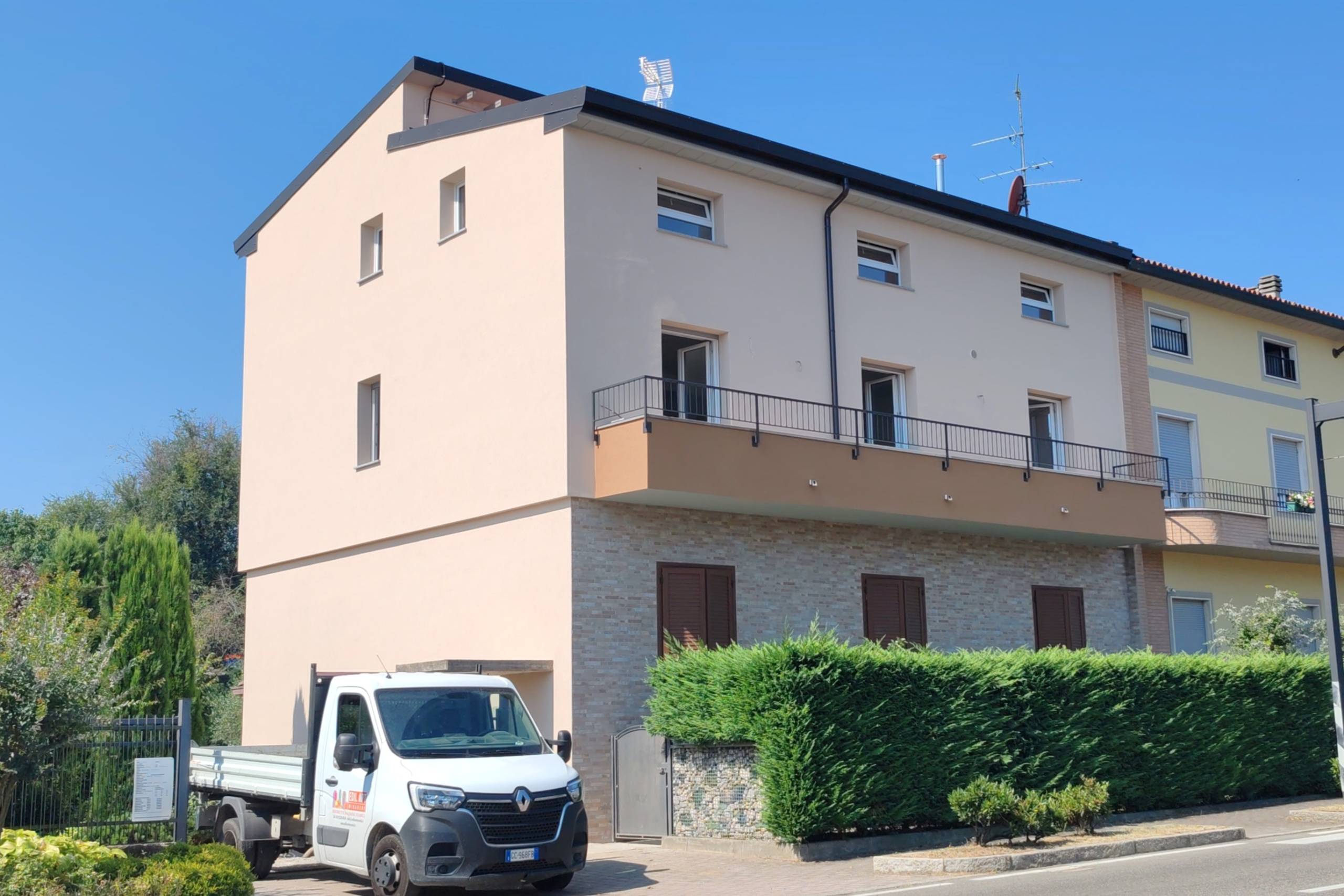 Rifacimento Facciate